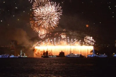 Viva o réveillon no sydney harbour com um cruzeiro de iate aconchegante, jantar com frutos do mar frescos e vista privilegiada dos fogos—uma noite inesquecível para celebrar.