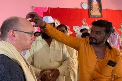 Experience pune’s temples, palaces, and museums in a private car with a local guide. includes hotel pickup, entry fees, and a traditional lunch.