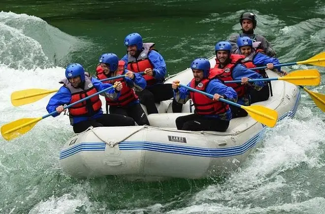 Rafting Manso River to the Andes Border: 10 hours