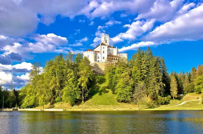 Varazdin y castillo de Trakoscan tour privado desde Zagreb