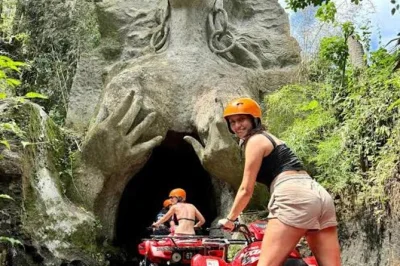 Explorez les rizières de bali en quad, descendez des rivières sauvages en rafting, et détendez-vous dans une plantation de café. déjeuner, guide local et transfert hôtel inclus pour une journée