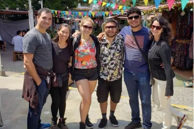 Esplora il quartiere barranco di lima con una guida locale, scopri street art, il ponte dei sospiri e consigli gastronomici autentici. tour guidato di 2,5 ore.