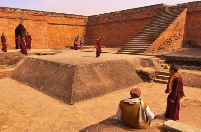 3-tägige Bodhgaya Rajgir Nalanda Tour ab Varanasi All-Inclusive