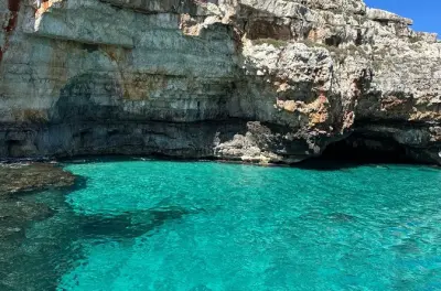 Tour privé en bateau Torre Vado : Côte du Salento avec baignade