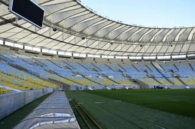 Maracanã Behind the Scenes: Stadium tour with team bench access