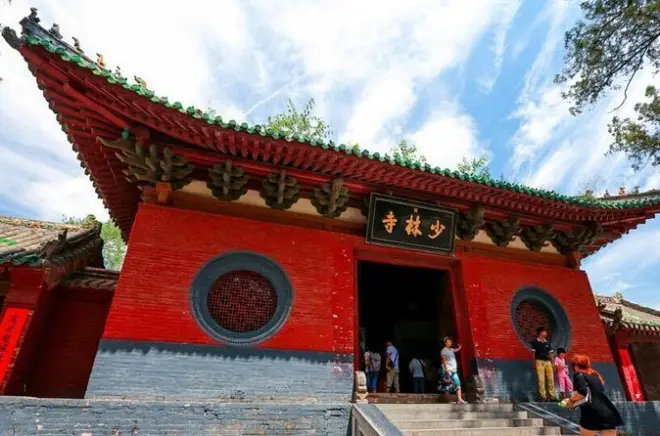 Shaolin Kung Fu Experience Private Day Tour from Luoyang