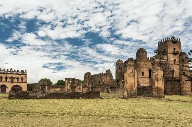 Gondar : Châteaux médiévaux et églises avec transfert aéroport