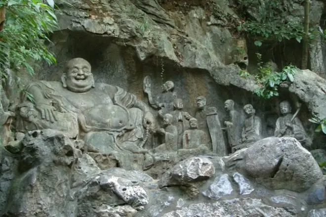 Tour privado em Hangzhou: Lago Oeste, templo Lingyin e vila do chá