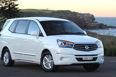 Travel from fes to tangier with a private transfer, stop in chefchaouen with a local guide, and see the rif mountains. includes hotel pickup and drop-off.