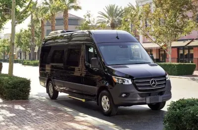 Cartagena Airport to City Transfer: Private Minibus