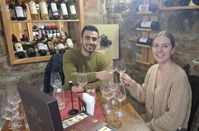 Cata de vinos y comida búlgara en Veliko Tarnovo con 5 maridajes