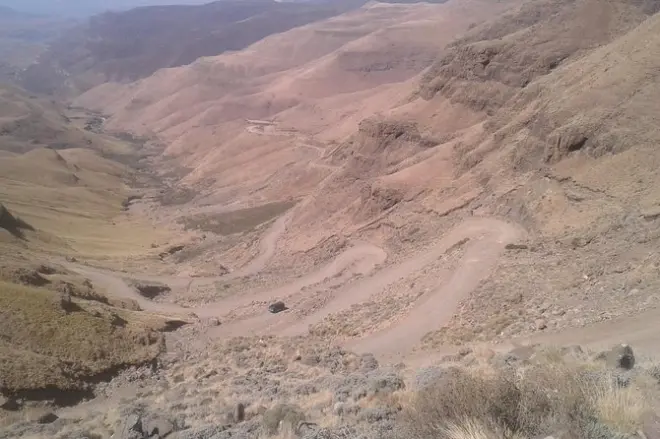 Sani Pass desde Underberg: 4×4 hasta el pub más alto de Lesotho