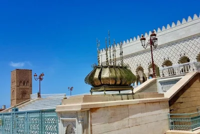 Descubra a kasbah de rabat, a torre hassan e o mausoléu real em um tour privado de meio dia. inclui traslado do hotel, entradas e guia local com histórias autênticas.