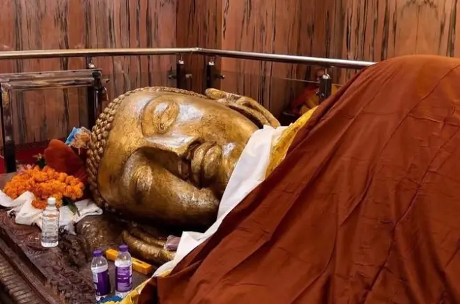 2-Day Vaishali and Kushinagar Tour from Bodhgaya: Private Guide