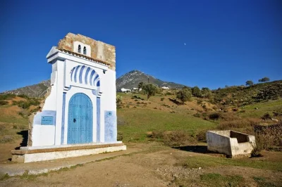 Transporte de fez a chefchaouen em 2 dias. descubra a medina azul, a cascata ras el-maa, os souks locais e o bairro dos tecelões. saídas diárias.
