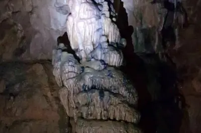 Chachapoyas Day Trip: Carajía Sarcophagi & Quiocta Caves