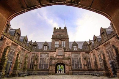 Discover princeton’s secret history, walk past einstein’s house, explore the university campus and historic mansions. small group tour with a local guide included.