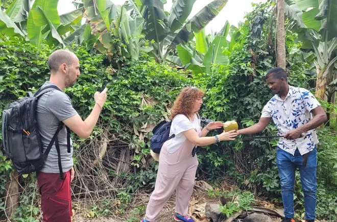 Visite plantation de bananes à Santiago : Vie rurale et plage