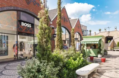 Moulins de Kinderdijk et shopping au McArthurGlen Roosendaal