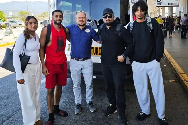 Transfert privé aéroport de San Jose à La Fortuna avec arrêts photos
