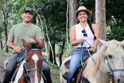 Experience belize’s jungle on horseback, float through ancient caves, enjoy a local lunch, and relax with roundtrip transfers—all with a friendly belizean guide.