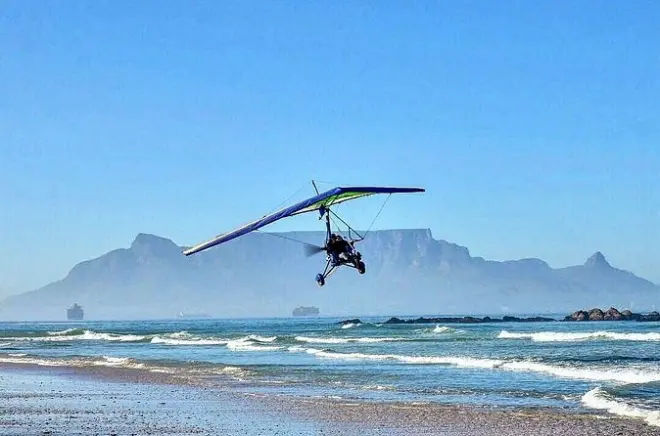 Volo in microlight 60 minuti Cape Town: Table Mountain e costa