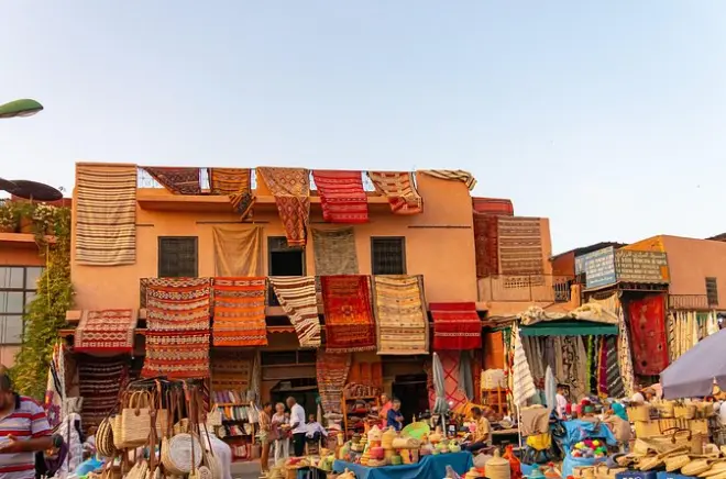 Marrakech depuis Casablanca : Balade à dos de chameau et palais