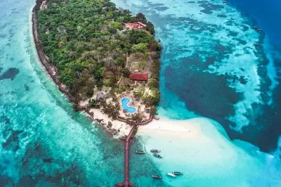 Snorkeling à Michamvi : Prison Island, grottes et plage de Paje