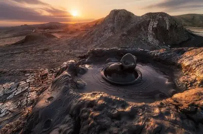 Gobustan e Absheron: Incisioni rupestri UNESCO e Yanardag