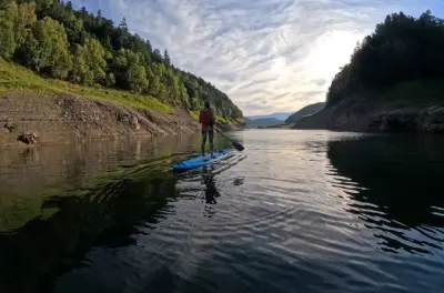 Lake Taisetsu SUP e pranzo: Pagaia privata a Hokkaido
