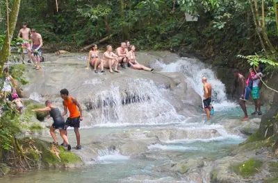 Mayfield Falls desde Montego Bay: Tour privado y 21 piscinas
