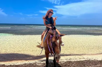 Montego Bay: Jangada de bambu no Martha Brae e passeio a cavalo