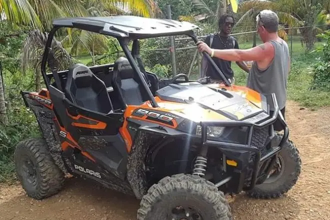 ATV-Tour in Negril: Berge, Dörfer & natürliche Pools