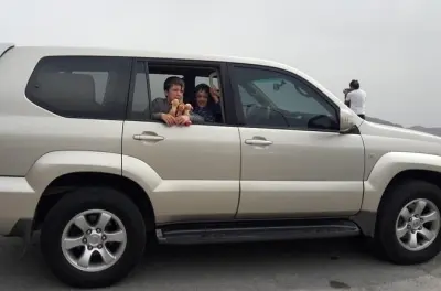 Private Transfer Muscat to Jebel Akhdar: 4WD with Guide