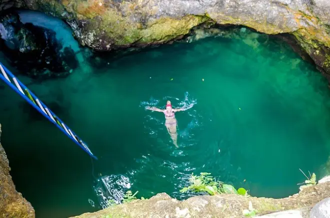 Negril tour privato: Rick's Café, Seven Mile Beach e Blue Hole