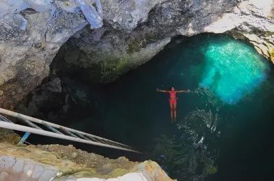 Blue Hole Mineral Spring from Montego Bay: Jump or Wade