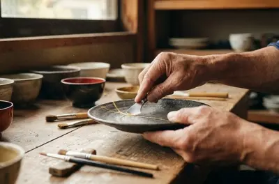 Kintsugi Workshop in Kyoto: Goldene Reparaturkunst lernen