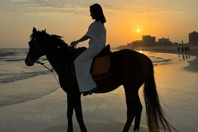 Equitazione sulla spiaggia a Salalah