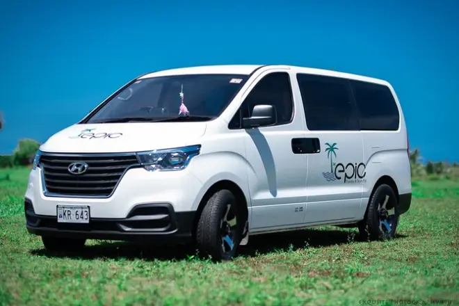 Nadi Airport to Maui Bay: Private Transfer with Meet & Greet