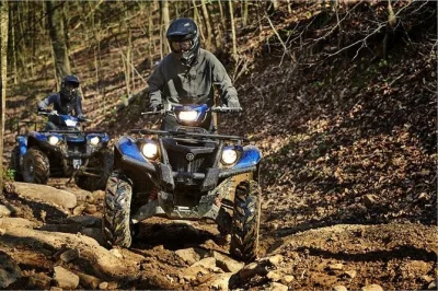 Vivi un’avventura in quad yamaha premium tra montnegre e montseny vicino a barcelona, con guida locale, percorsi flessibili e attrezzatura inclusa. accessibile in sedia a rotelle.