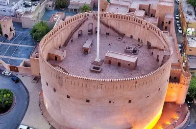 Nizwa e mercado de gado: Passeio de um dia saindo de Muscat