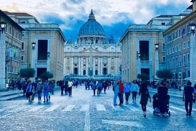 Conheça o museu do vaticano e a capela sistina em roma com entrada rápida, guia local em inglês e ingressos inclusos para uma visita sem complicações.