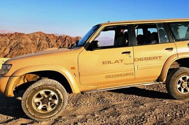 Tour in jeep al Red Canyon da Eilat: Escursione e guida di 4 ore