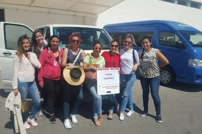 Chegue em cancún sem estresse com transfer compartilhado, encontre a equipe local e aproveite um tour de compras gratuito em cancún ou playa del carmen. inclui pickup e motoristas experientes.