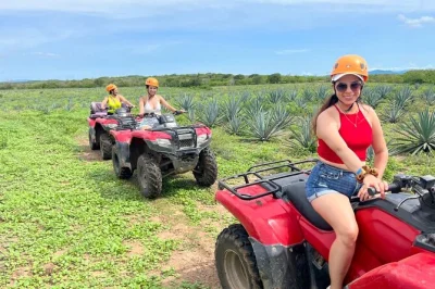Erlebe puerto vallarta auf einem atv mit lokalem guide, fahr durch dschungel und am strand entlang, genieße tequila-verkostung und ein regionales mittagessen. inkl. abholung und mahlzeit.