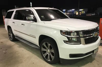 Traslado privado en san juan con conductores locales bilingües, vans con aire acondicionado y wifi. recogida segura y confiable para hoteles, cruceros y airbnb.