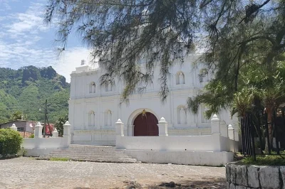 Feel the history in panchimalco, hike puerta del diablo cliffs, and taste fresh pupusas on this san salvador day trip with lunch and private transport included.