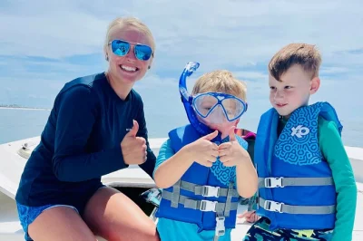 Explore st andrews bay with a local guide—see dolphins, snorkel vibrant waters, spot wildlife, and hunt for shells. includes bottled water and snorkeling gear.