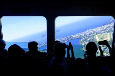 Descubre río con un guía privado: visita el cristo redentor, el pan de azúcar, santa teresa y las escaleras selarón. itinerario flexible y recogida en ciudad incluida.