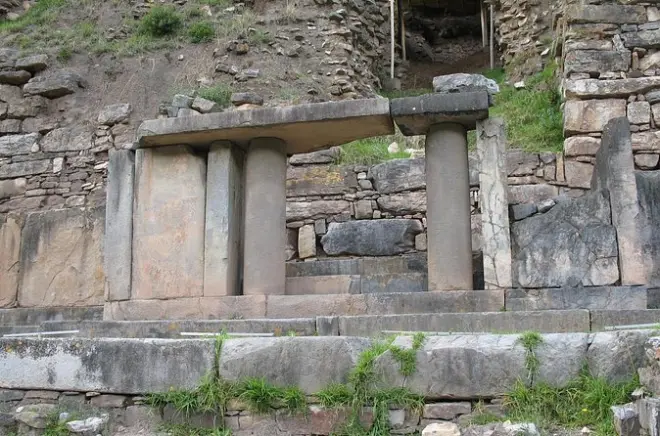 Chavín de Huántar depuis Huaraz : Ruines pré-incas en journée